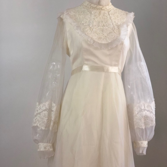 Vintage Ruffle up Princess Cut Bridal Originals Wedding Dress - Picture 5 of 16